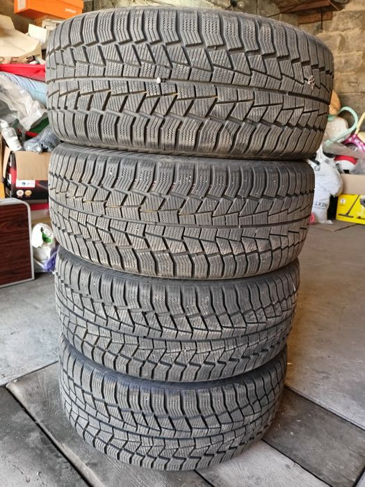 235/45/18 Gislaved Euro Frost 6