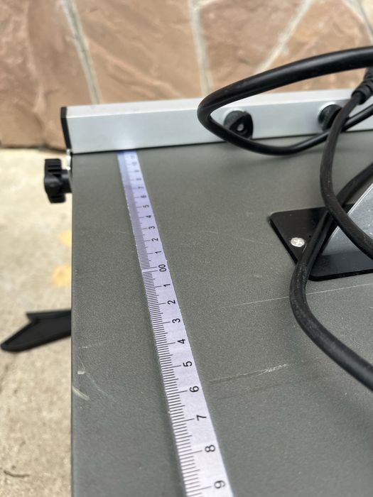 Настільна циркулярна пила Einhell TC-TS 210