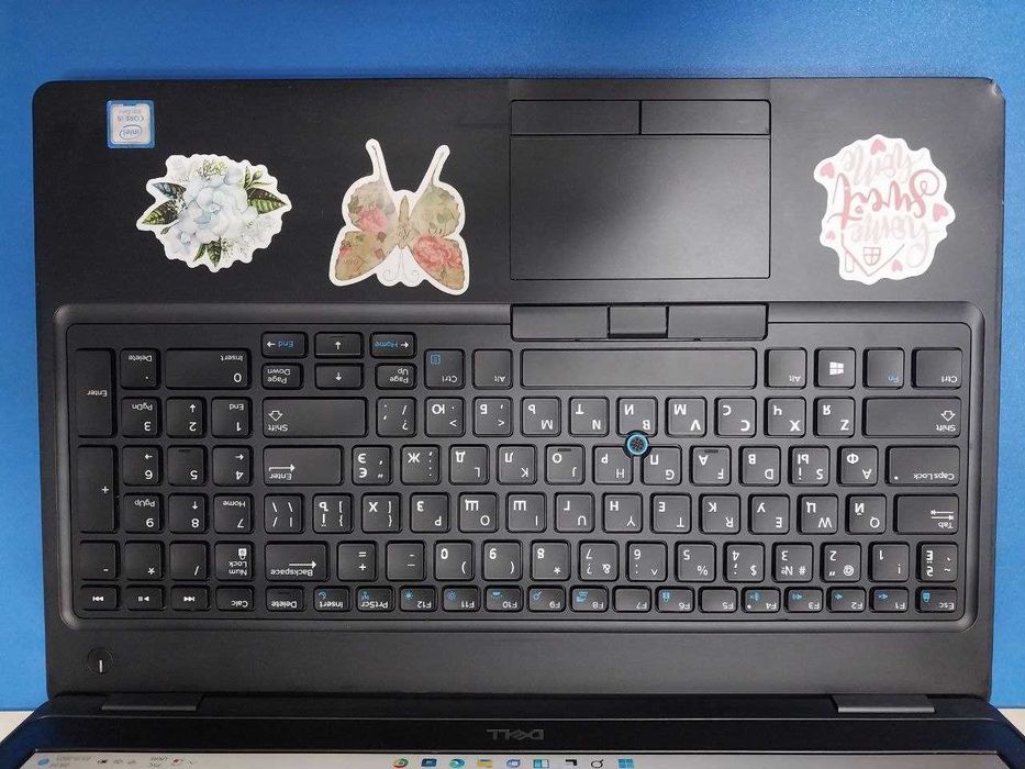 Ноутбук Dell 5590 хороший стан (чотириядерний) ПОТУЖНИЙ!