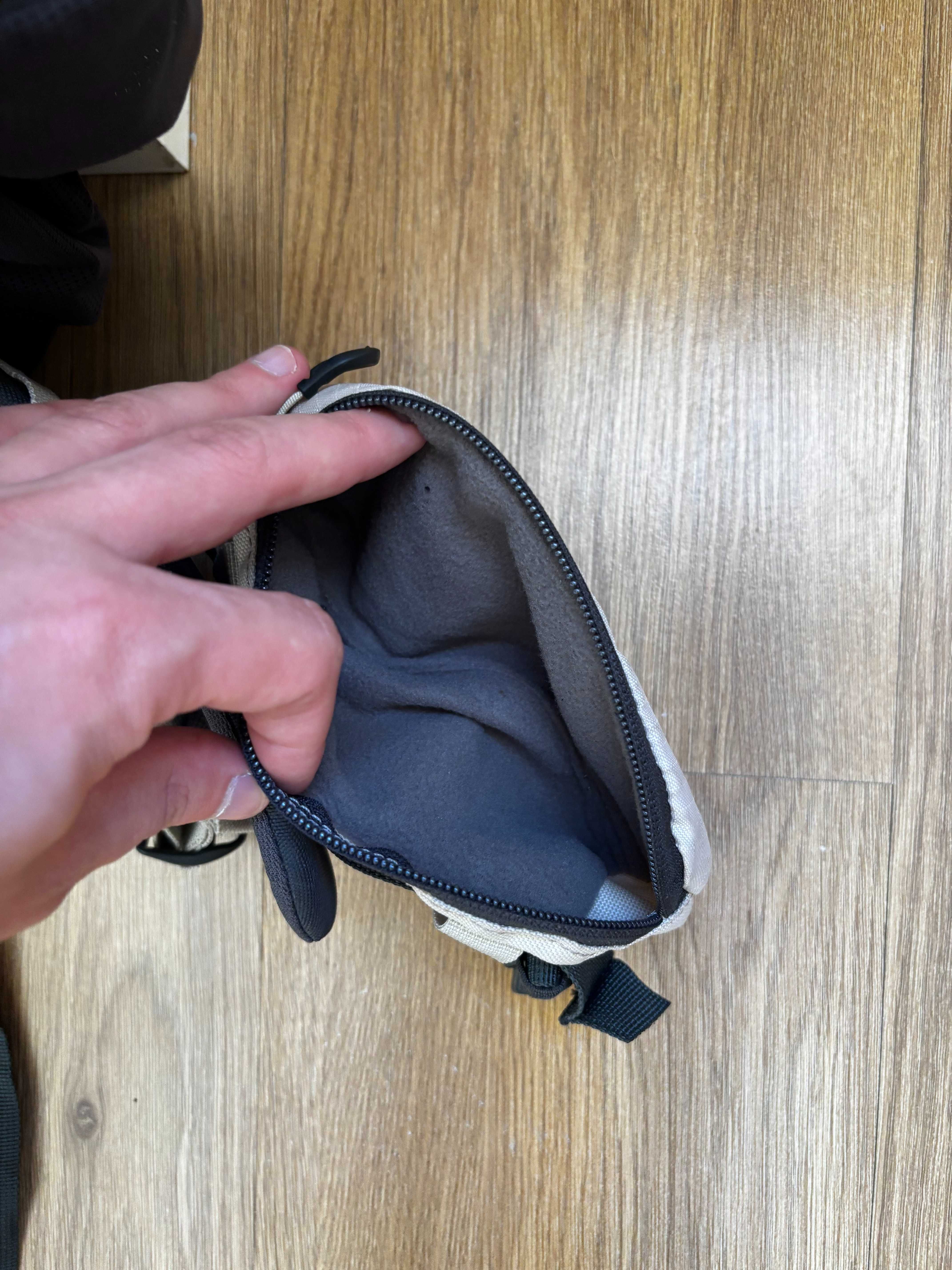 Mochila Quechua Light 20L Cinza – Ideal para Caminhadas