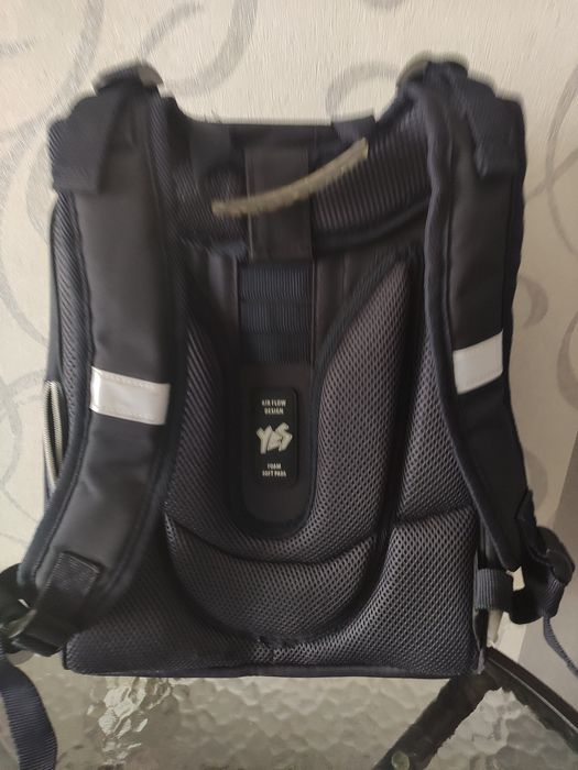 Рюкзак школьный ортопедический каркасный Yes