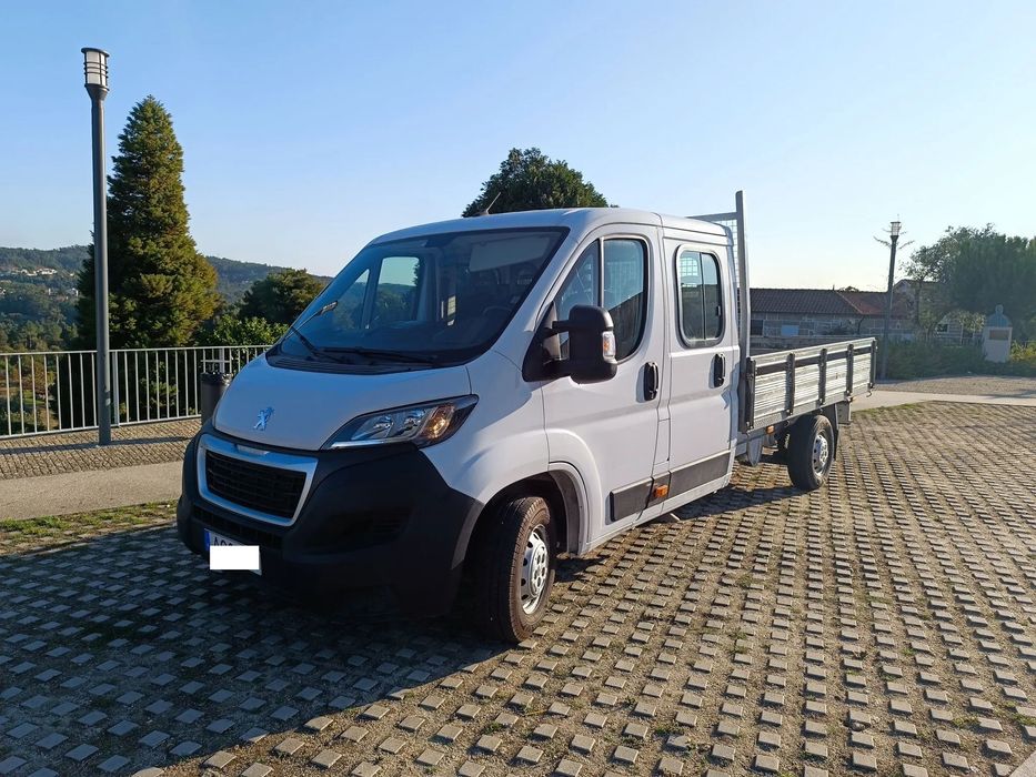 Peugeot Boxer Cabine Dupla 2.2 BlueHDi (6 Lugares)