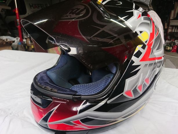 Продам мотошлем шлем размер М Arai corsair rx7