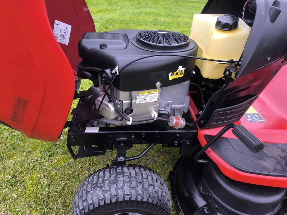 Traktorek kosiarka JONSERED HUSQVARNA Briggs 20km 2cylindry POMPA OLEJ