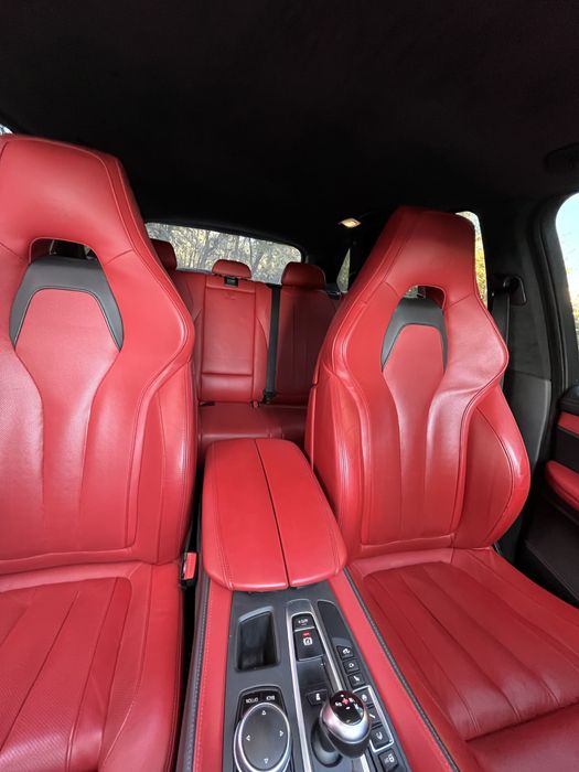BMW X5 M 2015 року