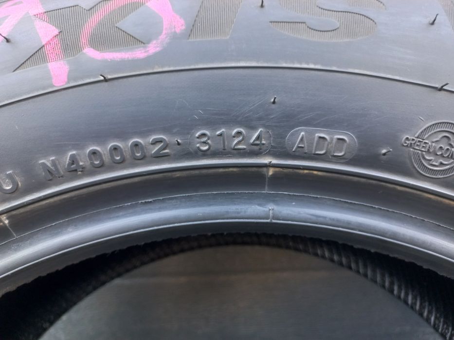 Opony zimowe Maxxis 215/65/16 98H - JAK NOWE!