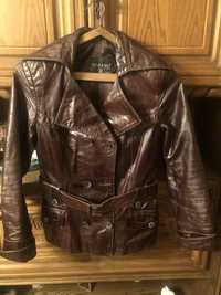Женская коричневая кожаная куртка М размер 44-46