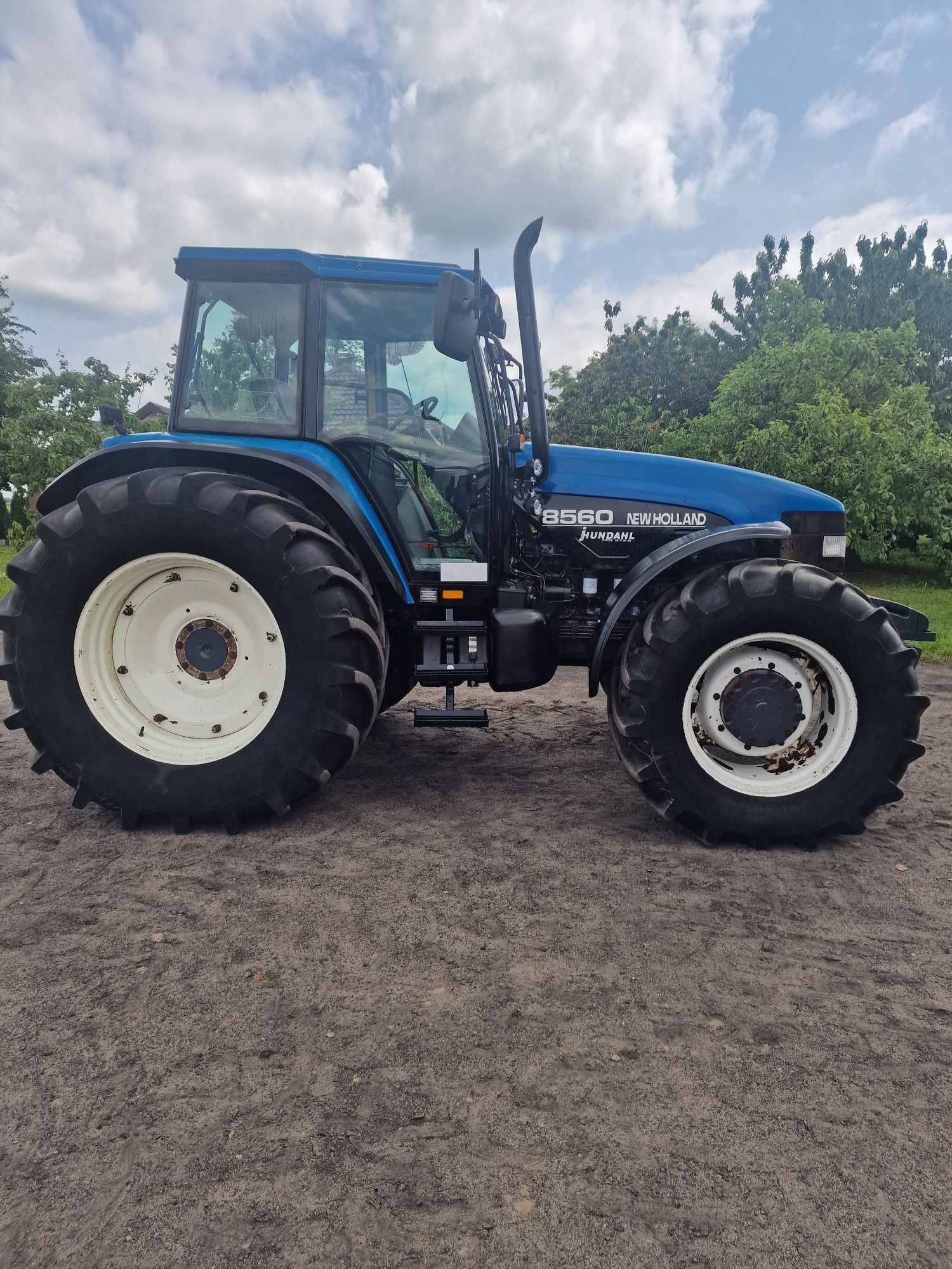 Ciągnik New Holland 8560 r.p 1999