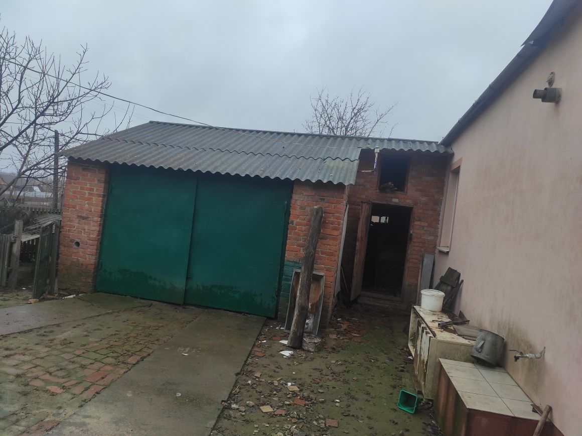 Продам хату з усіма зручностями