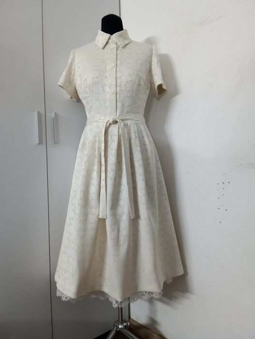 Індивідуальне пошиття одягу, ремонт одягу