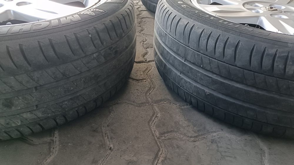 JANTES RENAULT R17 COM PNEUS 225/55 FURAÇÃO 5X108 ET50