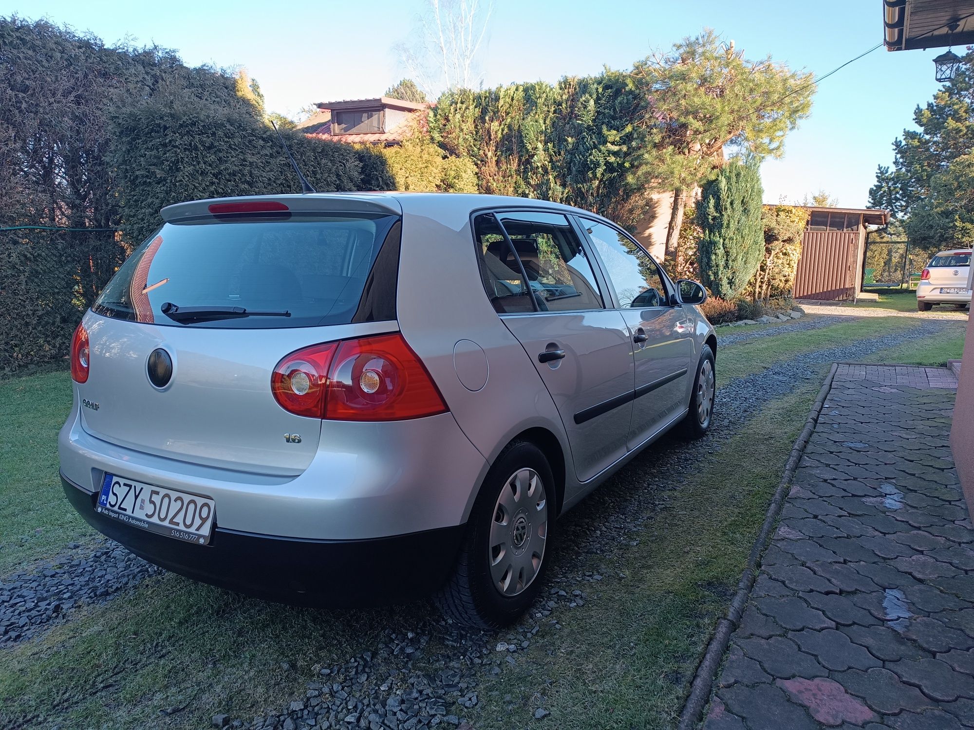 VW Golf 5 poj. 1.6 102KM