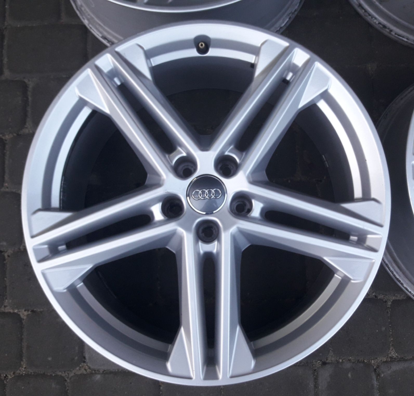 Felgi aluminiowe audi 20" Q5 ,Q7