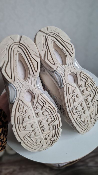 Кросівки Adidas Temper Run 2.0, б/у в гарному стані