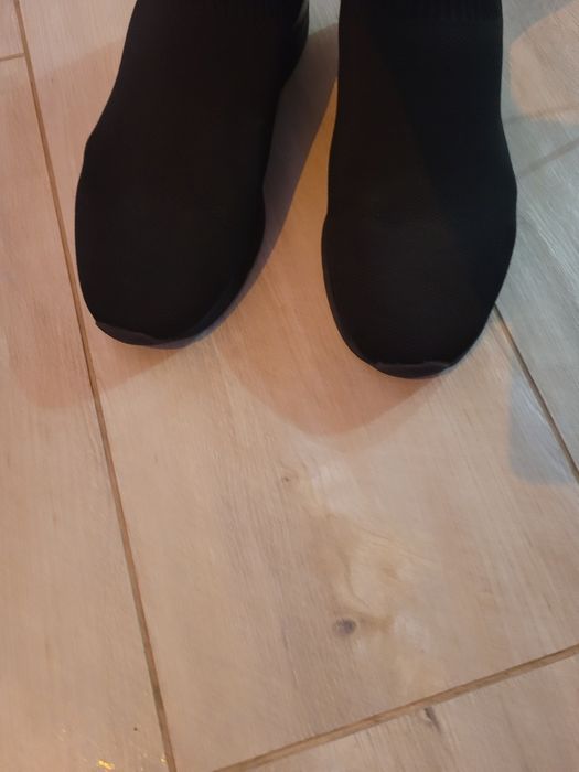 Caprice czarne jak nowe buty sneakersy 38 włoskie