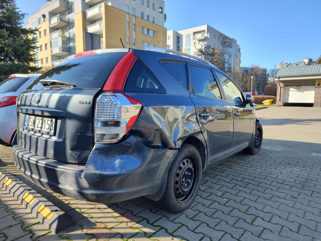 Kia cee'd sw 1.6 CRDi Optimum - uszkodzony