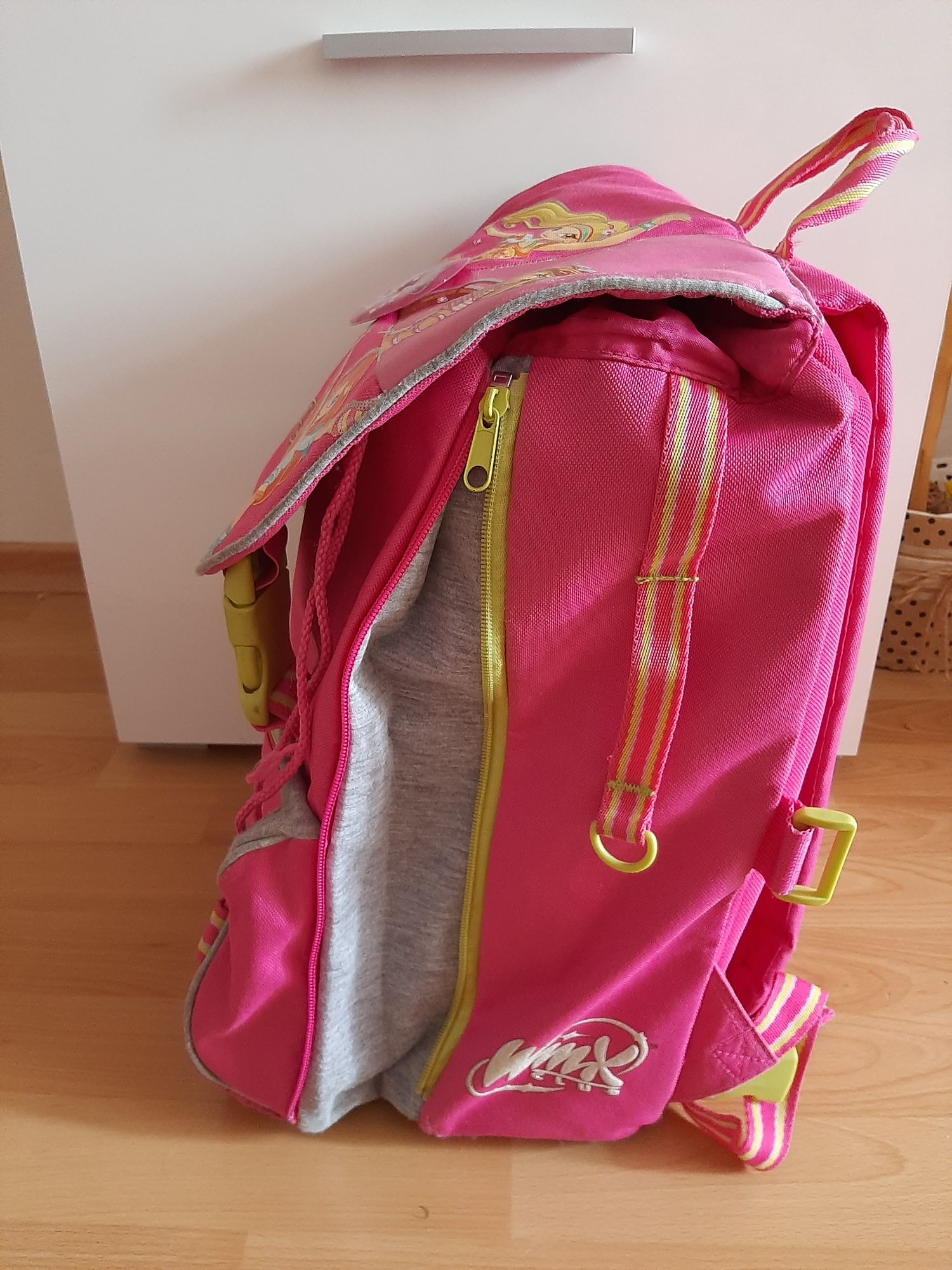 Шкільний рюкзак Winx