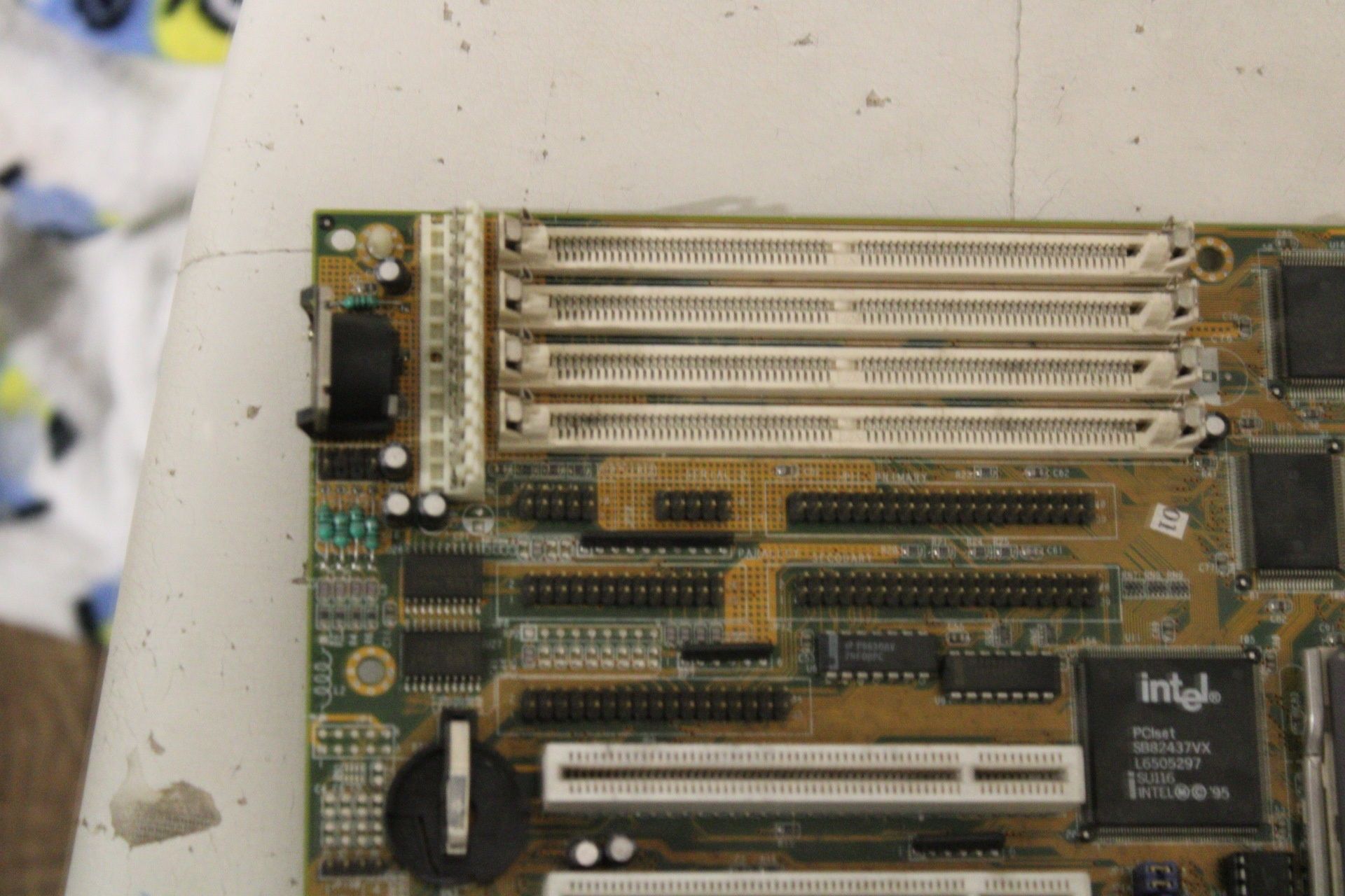 Retro płyta socket 7 proces Intel Pentium