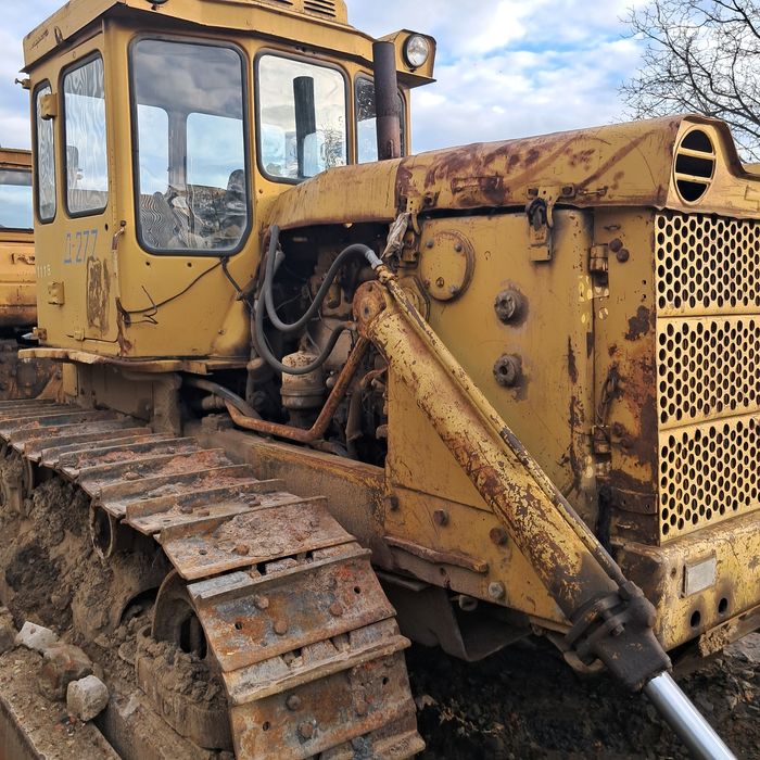 Бульдозер ЧТЗ   Т-130