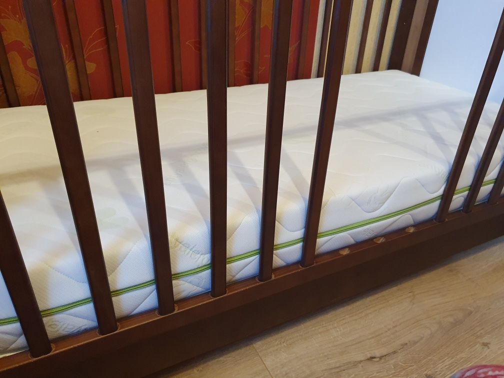 Łóżeczko niemowlęce 120x60