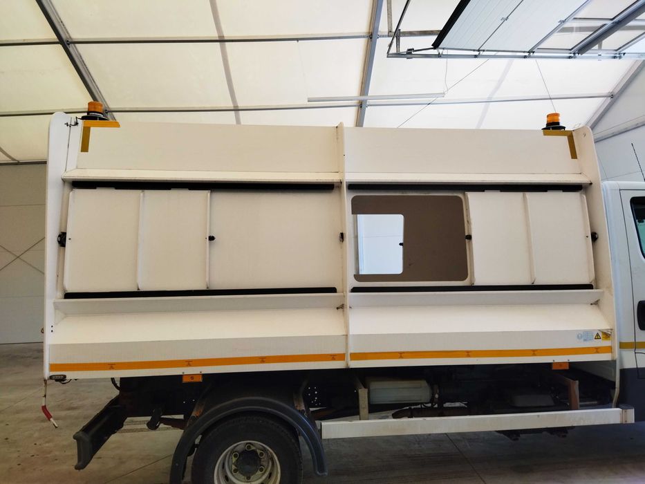 Zabudowa kontener wywrotka TERBERG NL-10 3.90 x 2.15 x 1.80