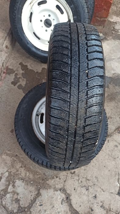 Продам зимнюю резину r13 175/70 с дисками 4/98-4/100