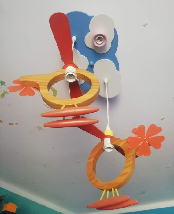 Candeeiro de quarto de criança