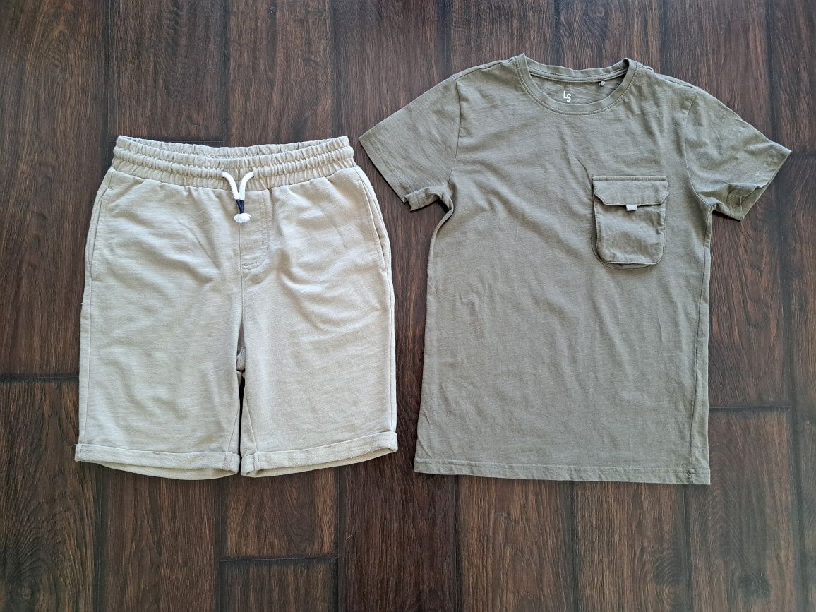 Szorty beżowe i  T-shirt khaki 146