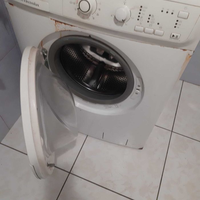 Пральна машина Electrolux