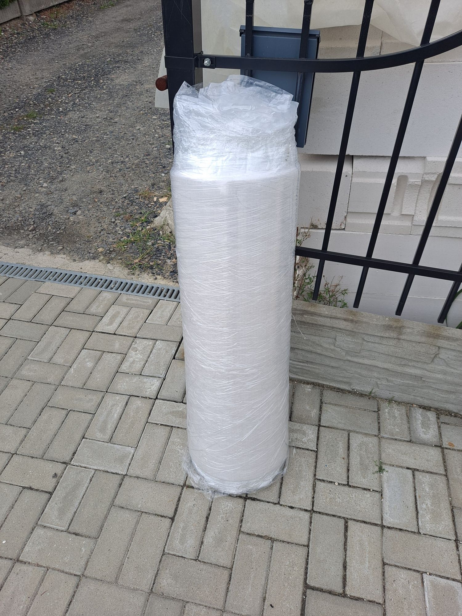 Nowy materac z pokrowcem !