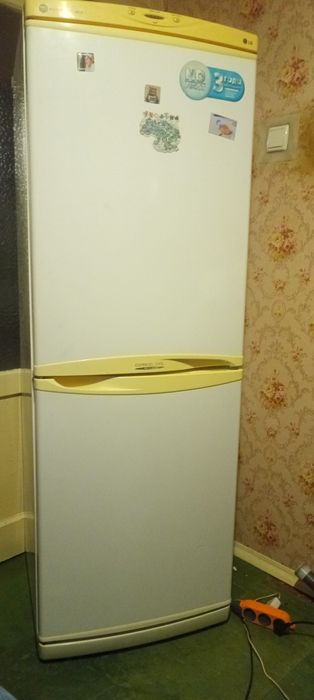 Холодильник в хорошем состоянии