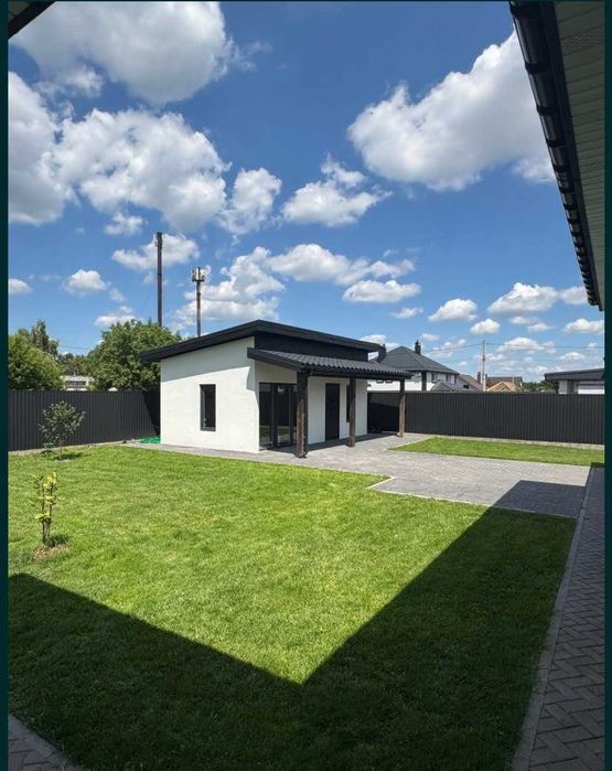 Будинок в Станишівці