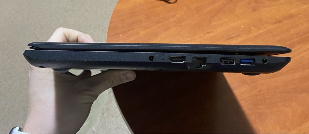 Ноутбук Lenovo ideapad 110-14IBR 14"/ на запчастини! N2538