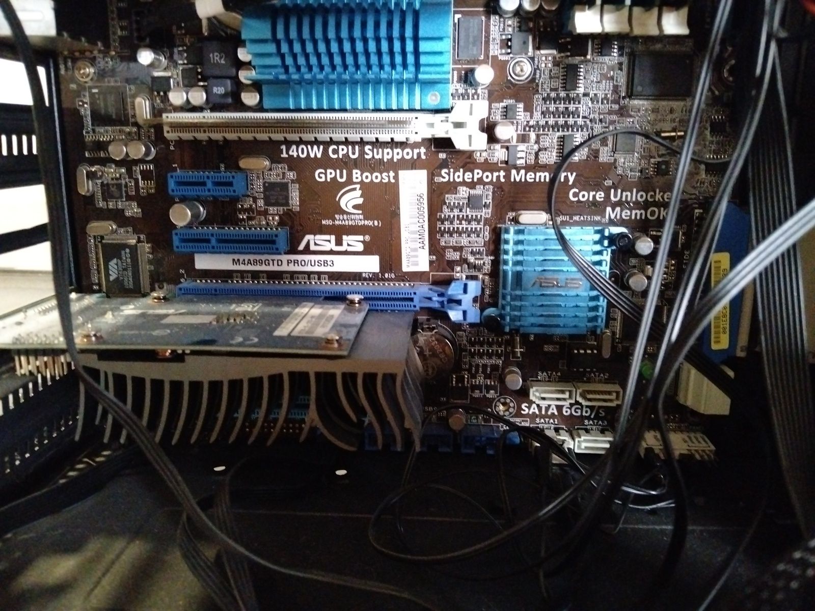 Troco ou vendo Pc ,  troca  por PS4 com comando