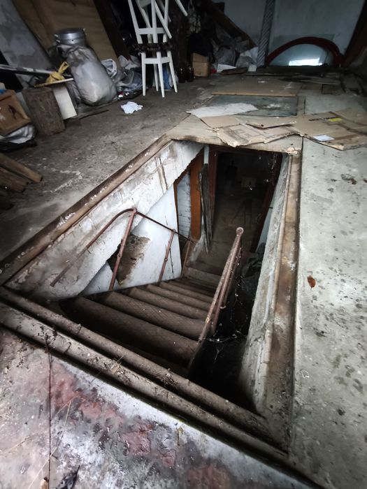 Продам гараж в Сарнах.