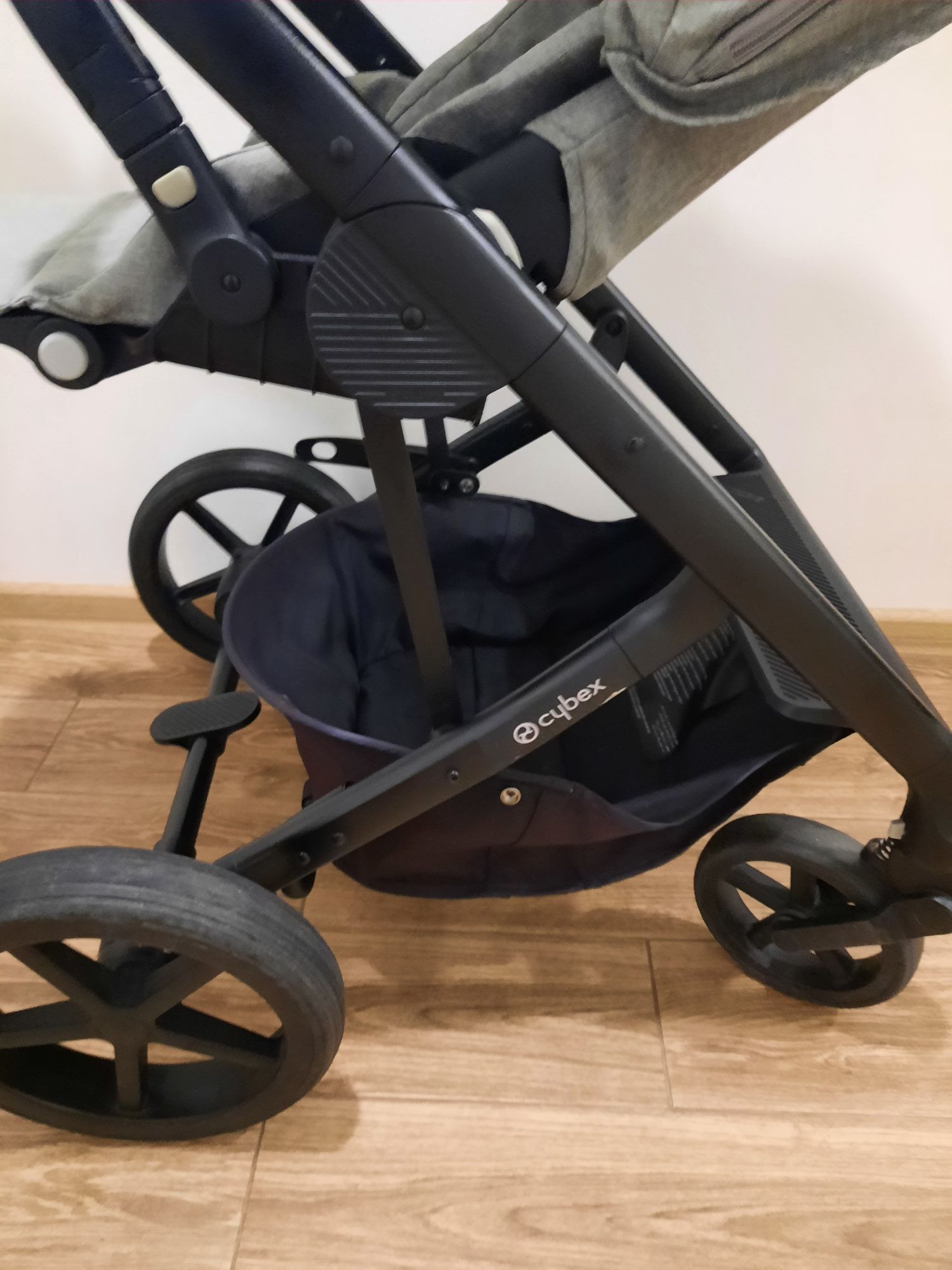 Візочок,  коляска cybex balios