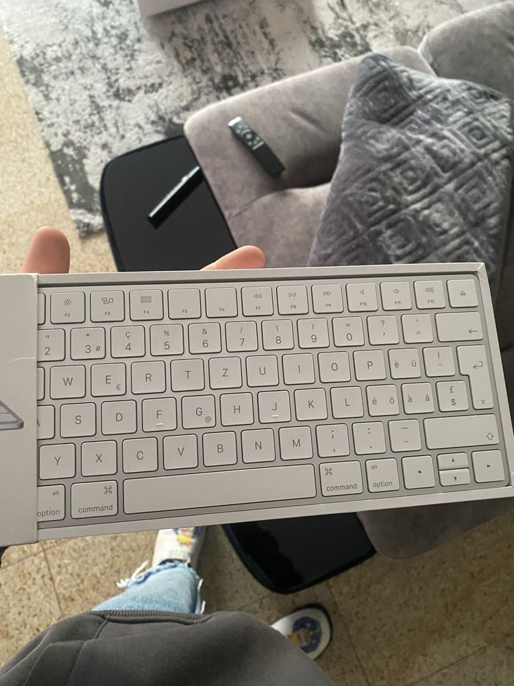 Magic Keyboard Apple