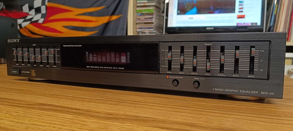 7-ми полосный  эквалайзер Sony SEQ-411
