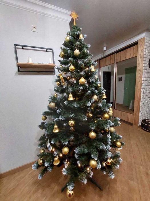 Новорічна ялинка з білими кінчиками/ ДУЖЕ ПУШИСТА/ Новогодня ёлка с БК