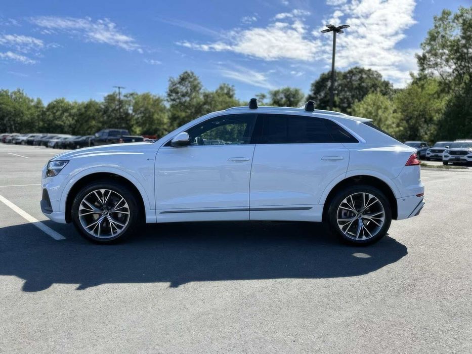 Audi Q8 quattro Premium Plus      2021