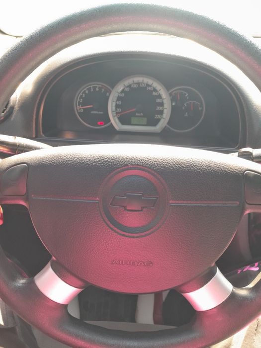 Автомобіль Chevrolet Lacetti