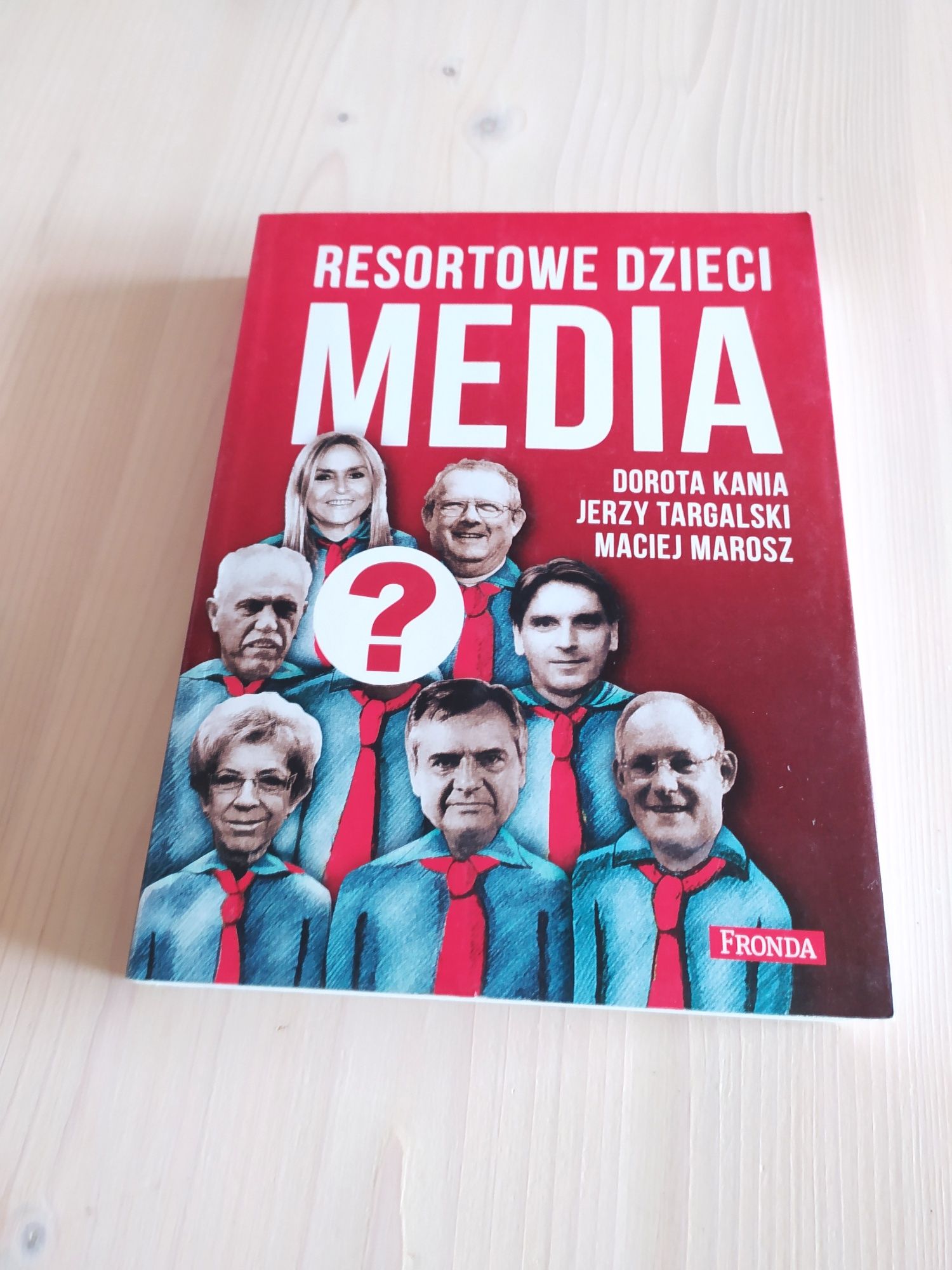 Zestaw książek Resortowe Dzieci Służby i Media
