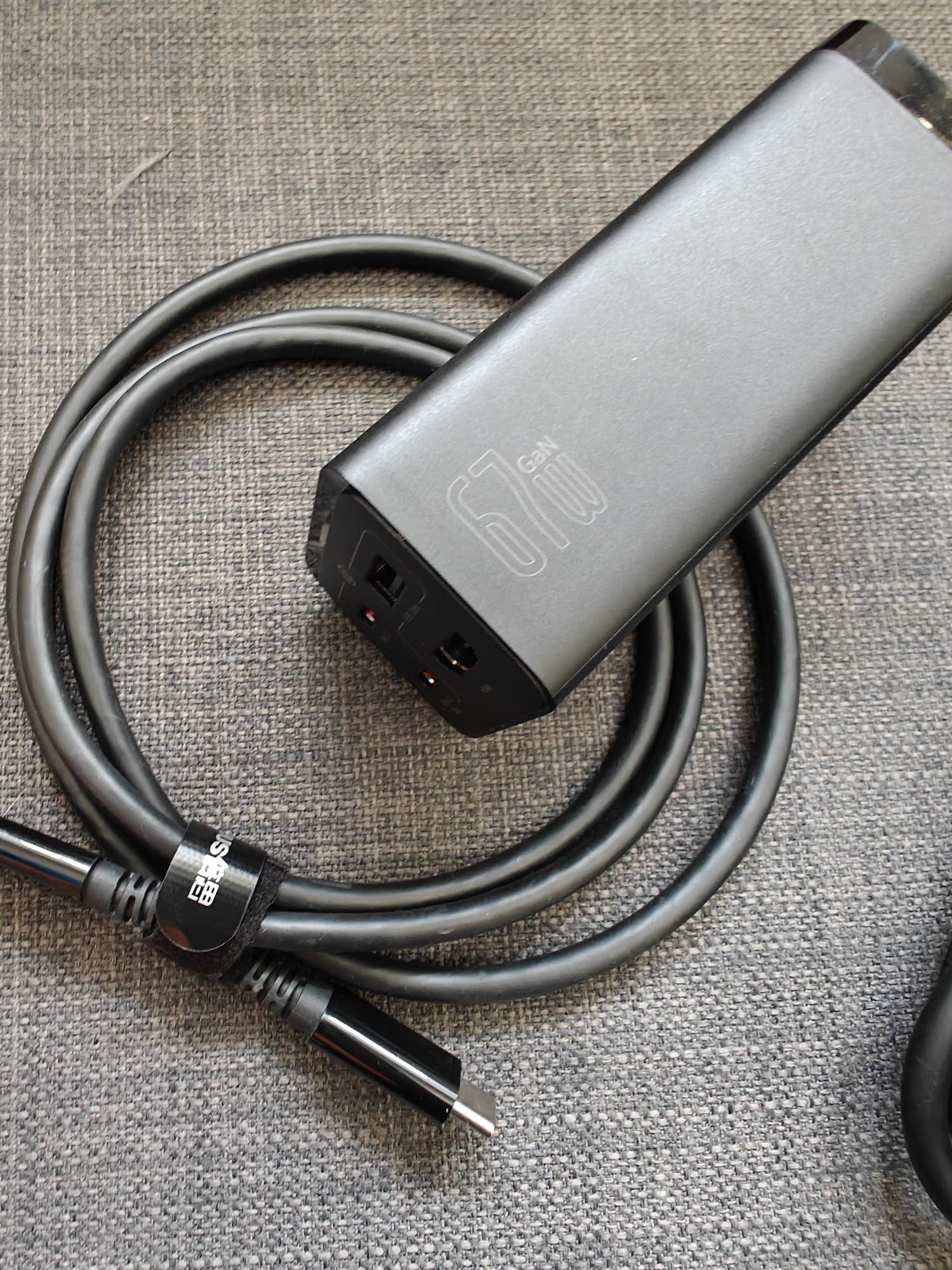 Baseus GaN5 Pro Fast Charger 67W – Carregador + Hub + cabo usb c