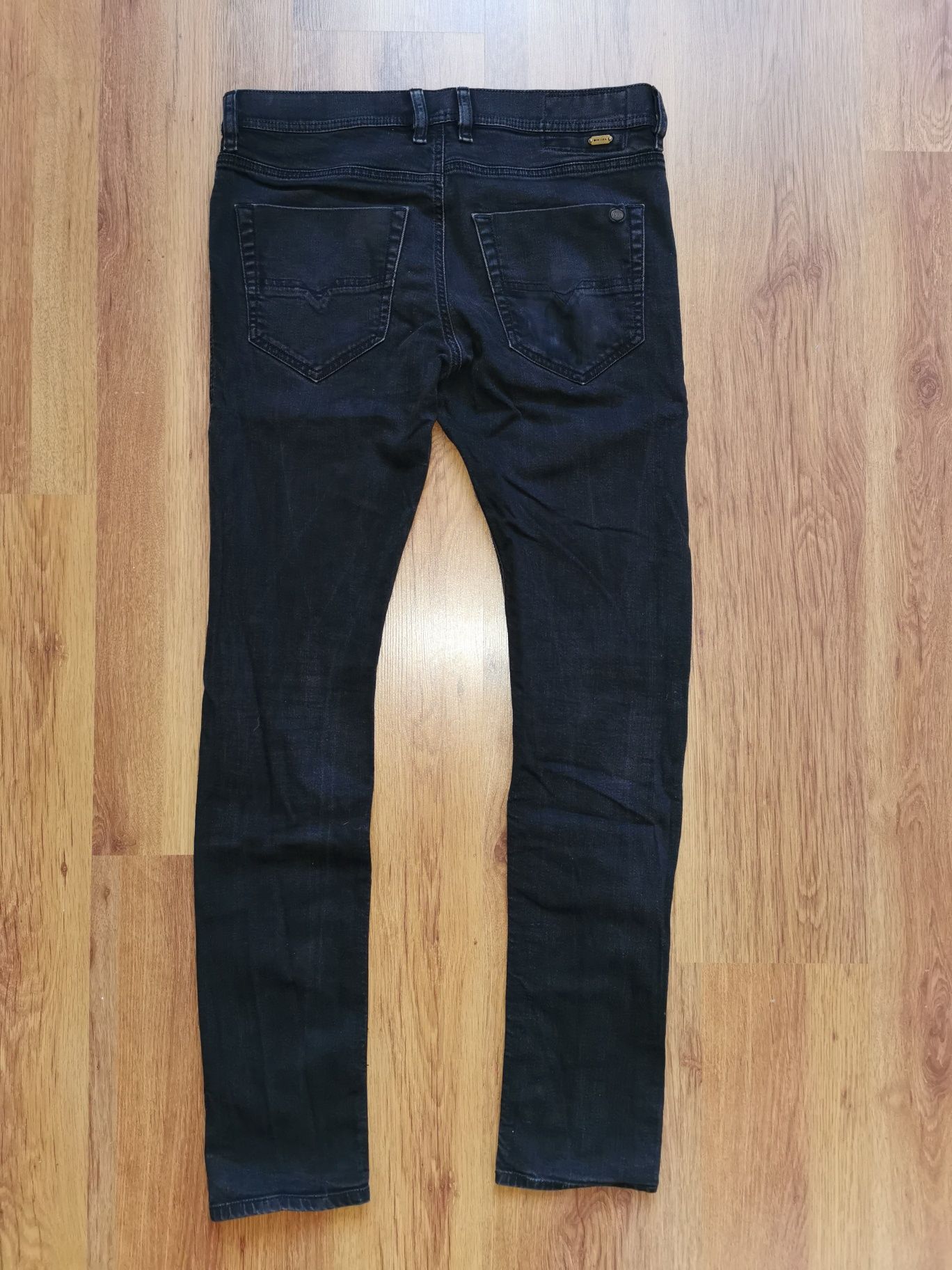 Diesel Tepphar Slim Carrot W31 L34 spodnie jeansowe jeansy