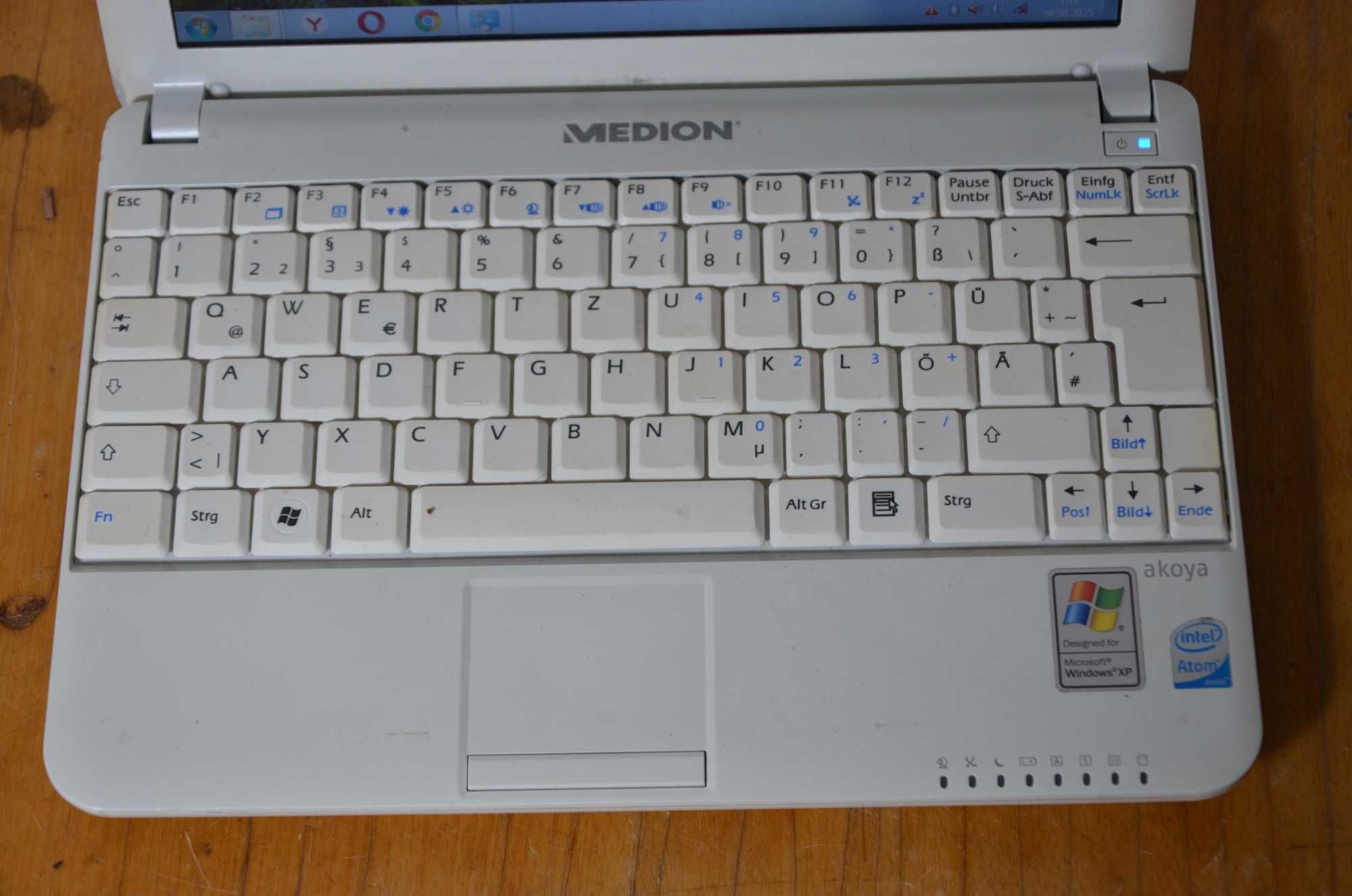 Продам нетбук Medion S1210