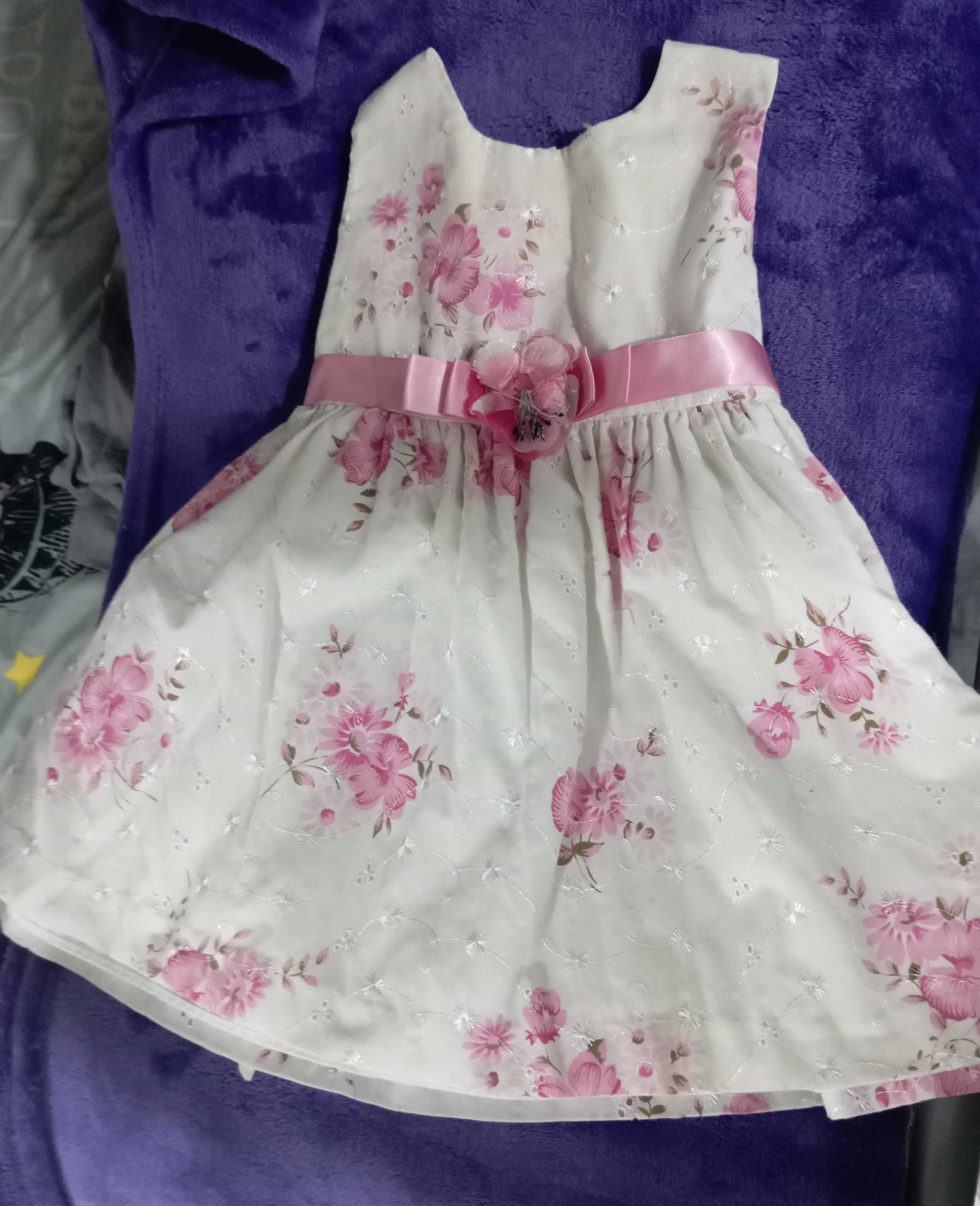Vestido branco de flores rosas para meninas de 1 ano