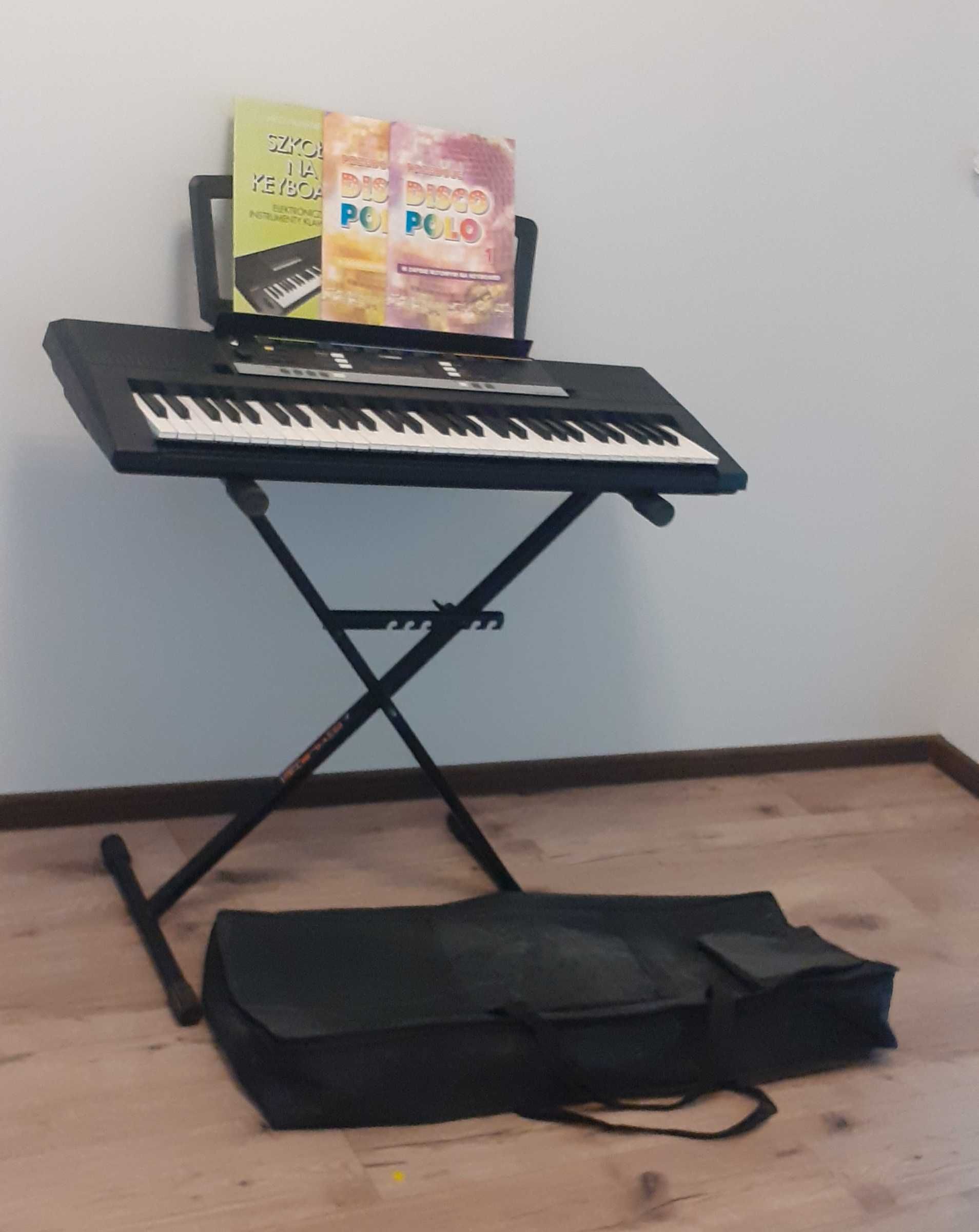 Keyboard yamaha psr E 243