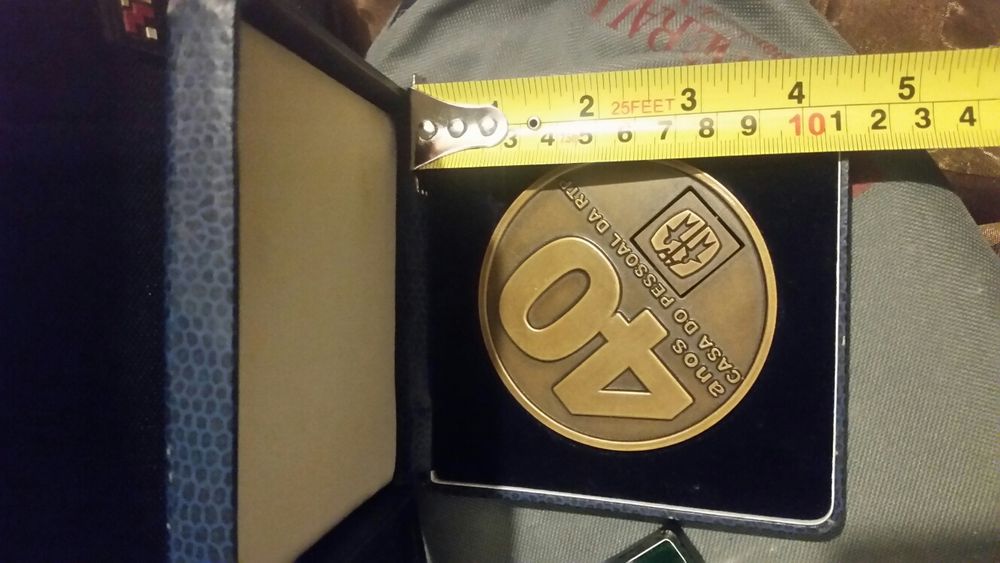 Medalha 8cm antiga com caixa faço entrega domicílio