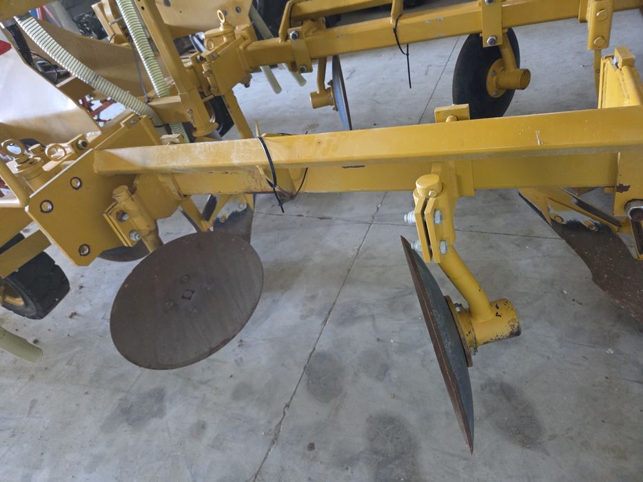 Adubador derregador fialho 3 camas