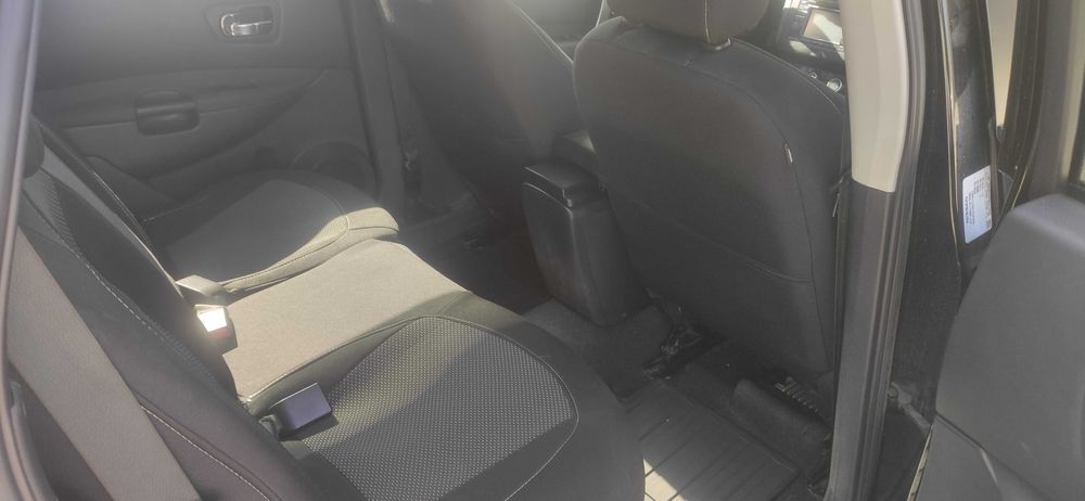 Автомобіль NISSAN Qashqai+2